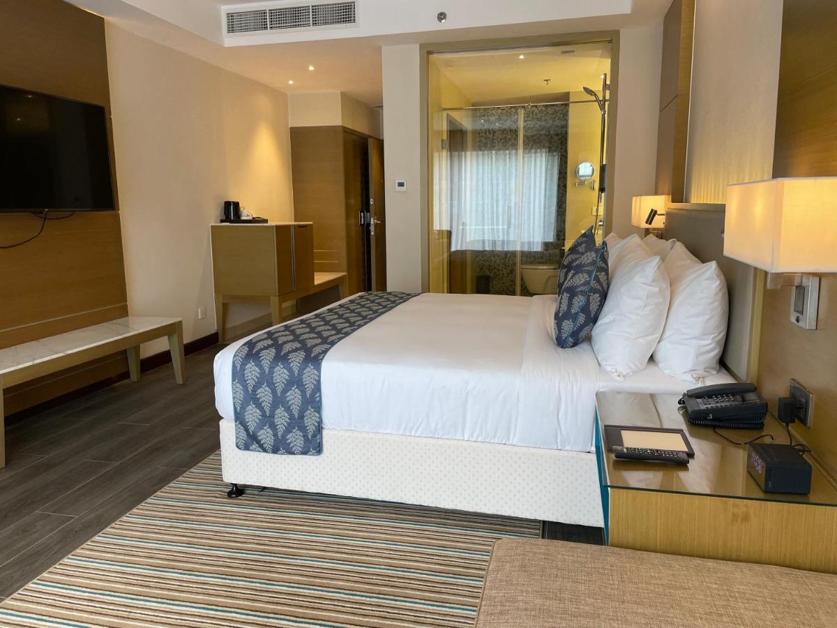 Gokulam Grand Trivandrum Thiruvananthapuram Zewnętrze zdjęcie