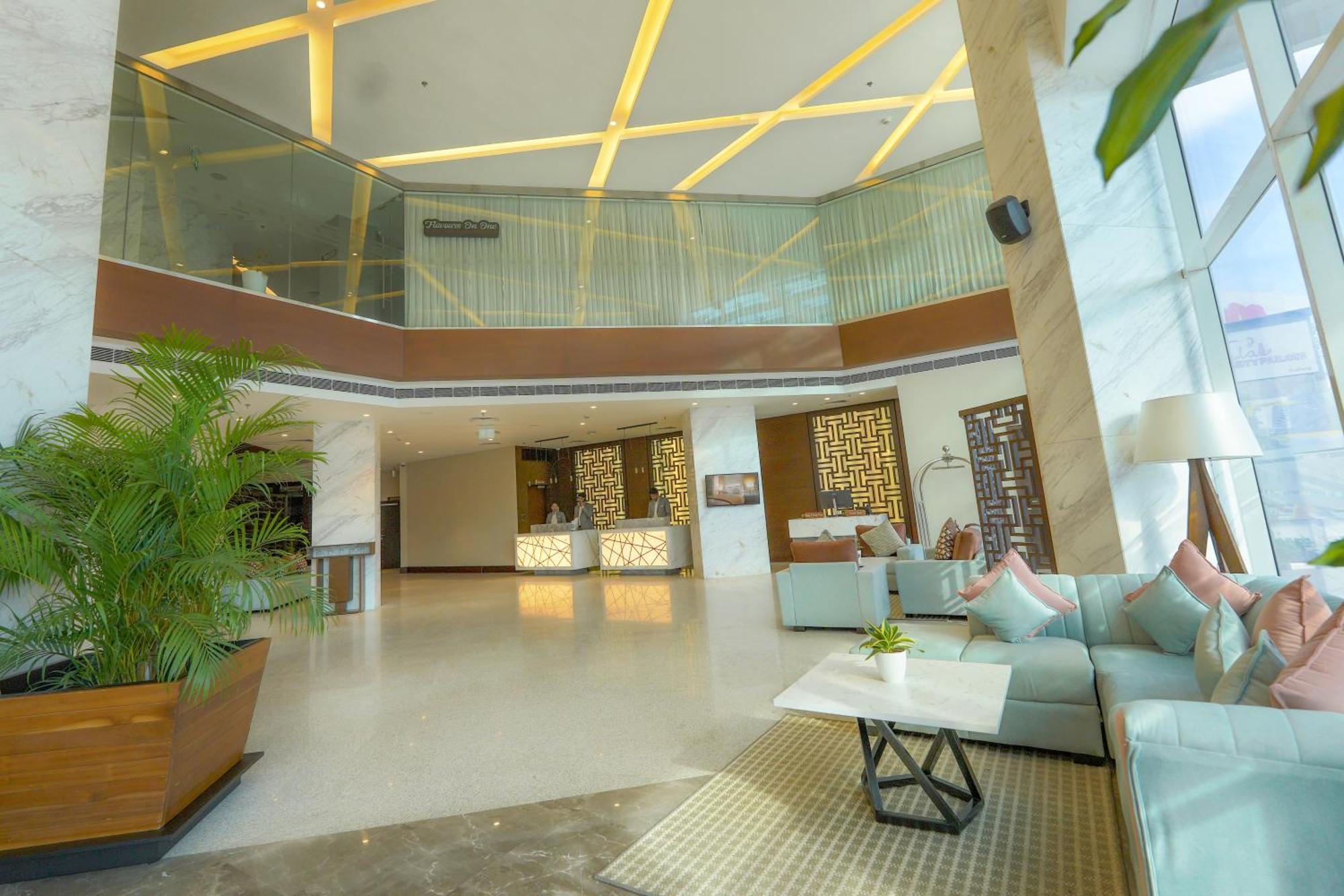 Gokulam Grand Trivandrum Thiruvananthapuram Zewnętrze zdjęcie